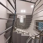 Apartamento Palazzo La Cortesella - Modern Design & Location