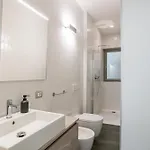 Apartamento Palazzo La Cortesella - Modern Design & Location