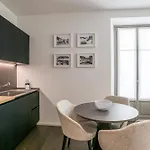 Apartamento Palazzo La Cortesella - Modern Design & Location