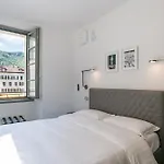 Palazzo La Cortesella - Modern Design & Location Apartamento Como