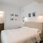 Apartamento Palazzo La Cortesella - Modern Design & Location *