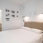 Palazzo La Cortesella - Modern Design & Location Apartamento