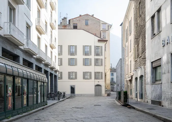 Palazzo La Cortesella - Modern Design & Location Apartament *