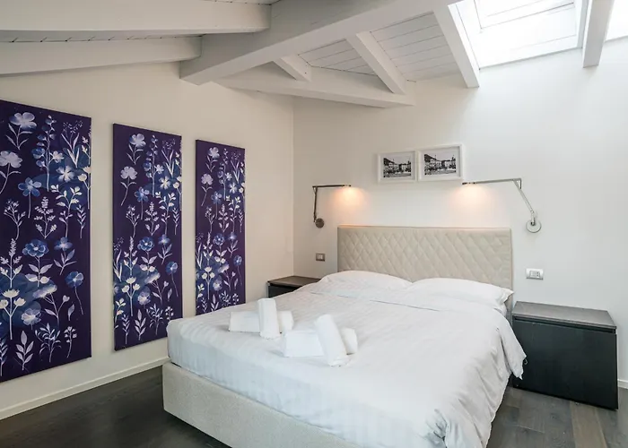 Apartament Palazzo La Cortesella - Modern Design & Location