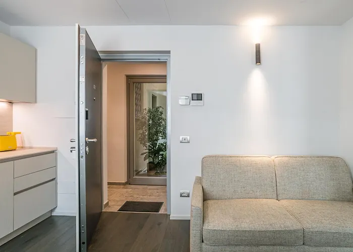 Palazzo La Cortesella - Modern Design & Location Apartament *