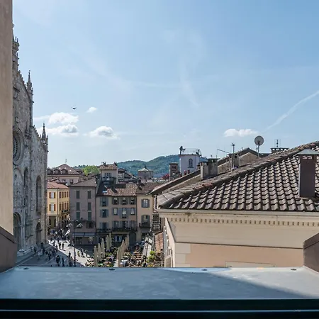 Palazzo La Cortesella - Modern Design & Location * コモ