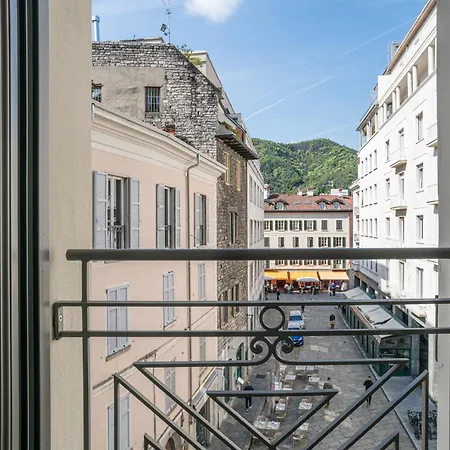 Palazzo La Cortesella - Modern Design & Location Como