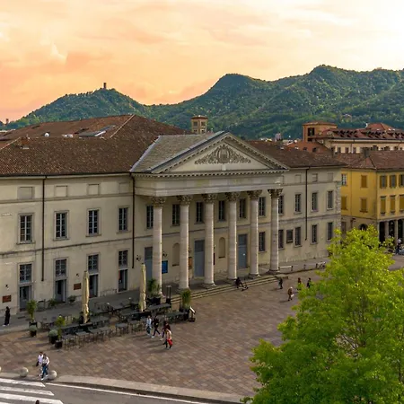 Palazzo La Cortesella - Modern Design & Location Apartment *