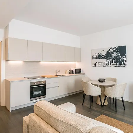 Palazzo La Cortesella - Modern Design & Location Apartamento *