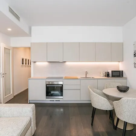 Palazzo La Cortesella - Modern Design & Location Апартаменты Комо