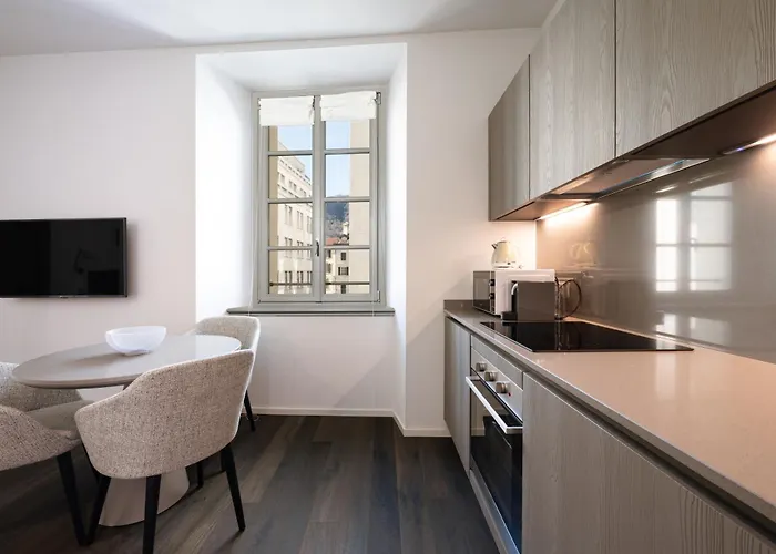 Palazzo La Cortesella - Modern Design & Location Daire *