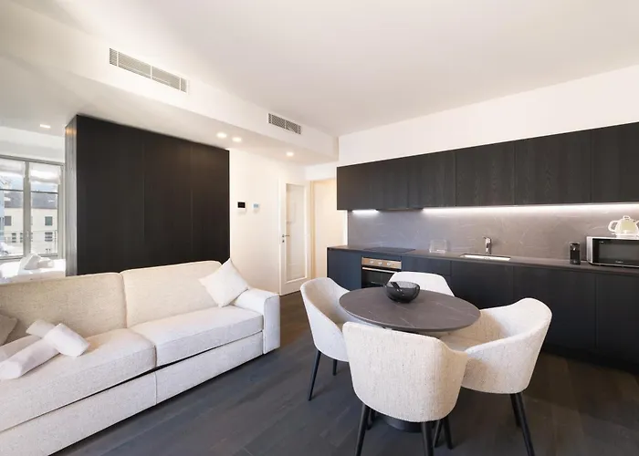 Palazzo La Cortesella - Modern Design & Location