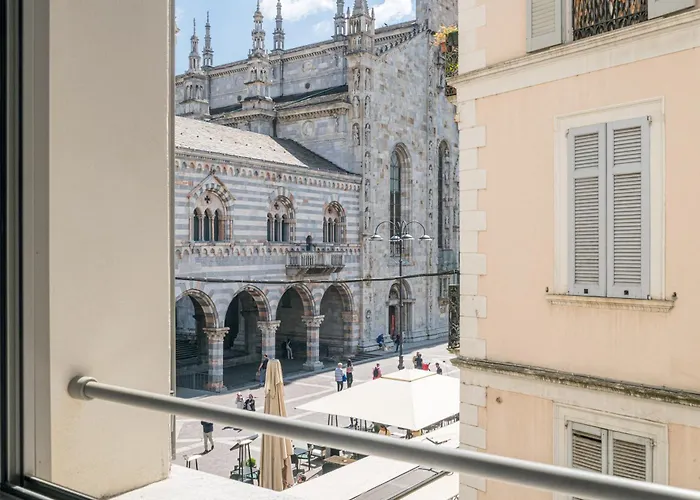 Palazzo La Cortesella - Modern Design & Location