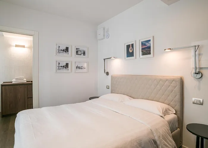 Palazzo La Cortesella - Modern Design & Location