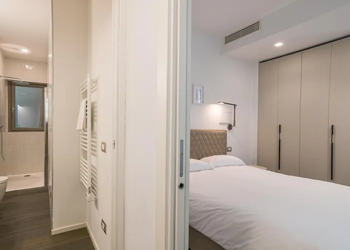 Palazzo La Cortesella - Modern Design & Location