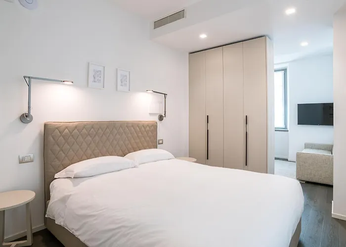 Palazzo La Cortesella - Modern Design & Location *