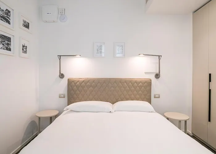 Palazzo La Cortesella - Modern Design & Location