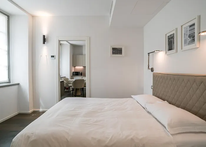 Palazzo La Cortesella - Modern Design & Location *