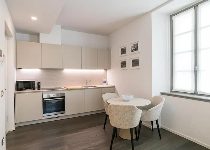 Palazzo La Cortesella - Modern Design & Location Como