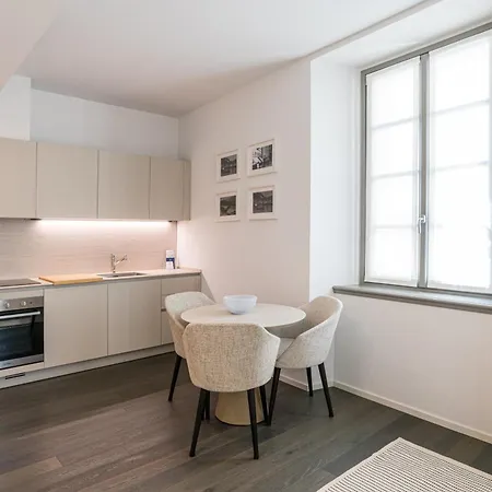 Palazzo La Cortesella - Modern Design & Location 코모