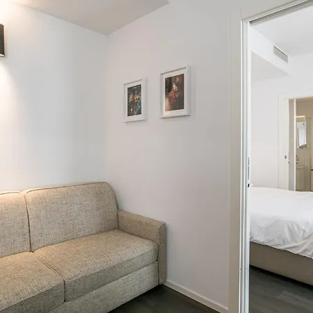 Palazzo La Cortesella - Modern Design & Location * 코모