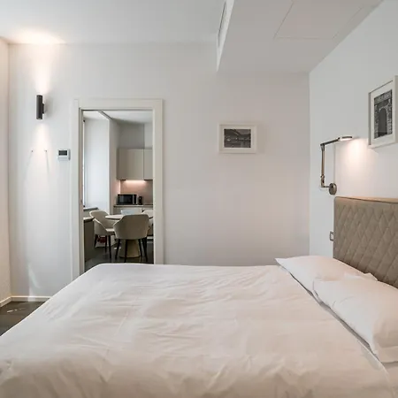 Palazzo La Cortesella - Modern Design & Location *