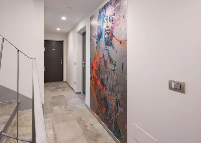 Palazzo La Cortesella - Modern Design & Location * קומו