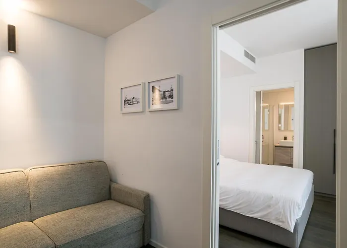 Palazzo La Cortesella - Modern Design & Location *