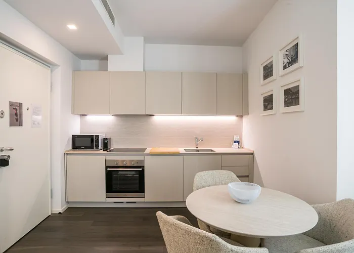 דירה Palazzo La Cortesella - Modern Design & Location *